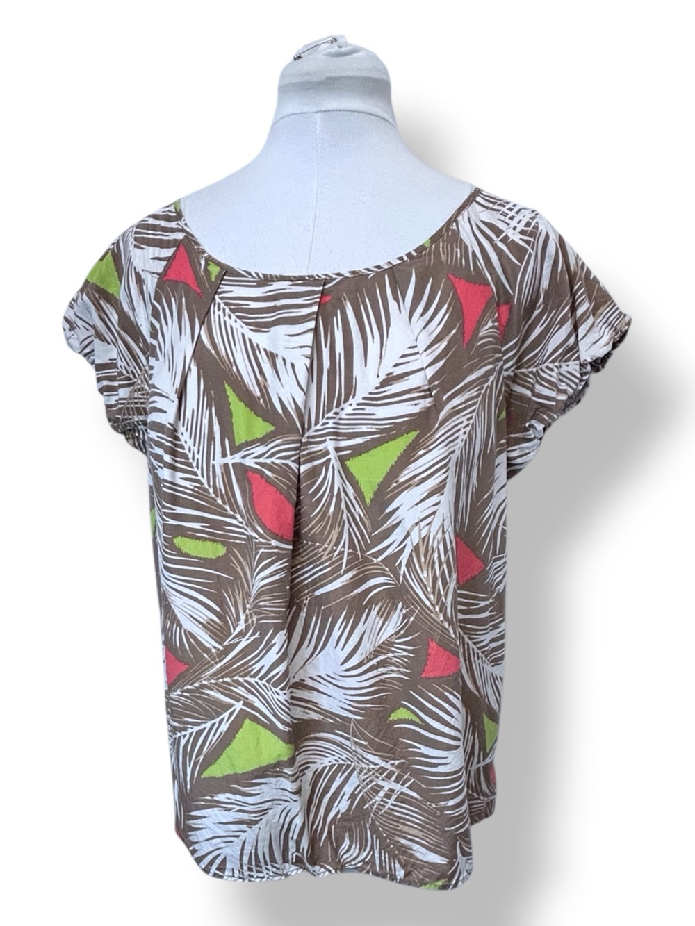Chaus Women’s Puff Sleeve Silk Blend Blouse Tropical Palm Tan/Green/Coral L